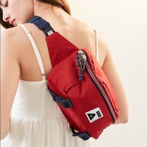*SOLD* UO Poler Rover Belt Bag Fanny Pack
